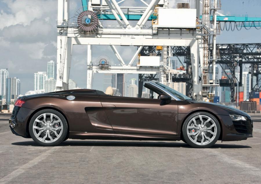  Audi R8 Spyder 5.2 FSI Quattro 2010 года  (WW) (фото 70 из 79)